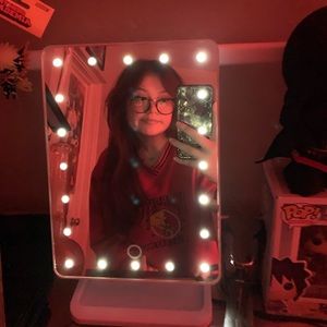 Meet your Posher, Vivian